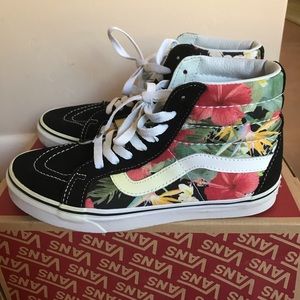Vans floral hight top size8/ man 6.5